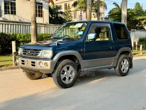 Mitsubishi Pajero 2005 Blue