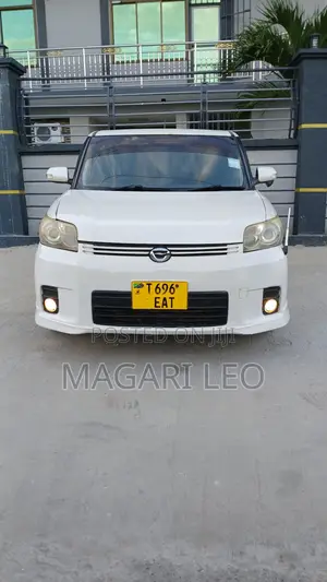 Toyota Rumion 1.5 FWD 2023 White