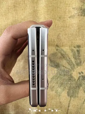 Samsung Galaxy Z Fold3 5G 256 GB Silver