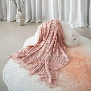 Throw Blanket Reja