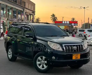 Toyota Land Cruiser Prado 2010 Black