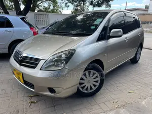 Toyota Corolla Spacio 2002 Beige