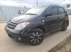 Toyota IST 2005 Black