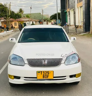 Toyota Mark II 2002 White
