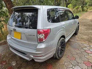 Subaru Forester 2010 Silver