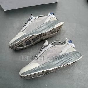 boss Sneakers