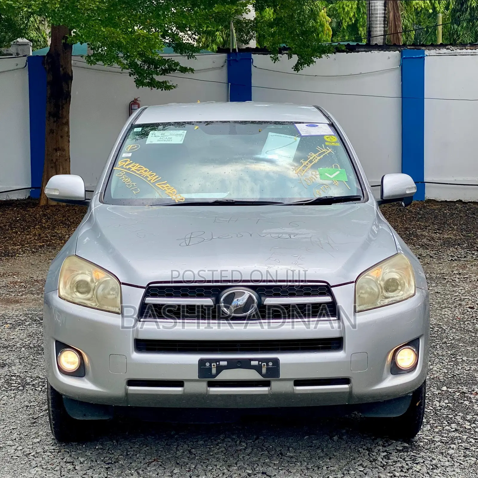 Toyota RAV4 2010 Silver
