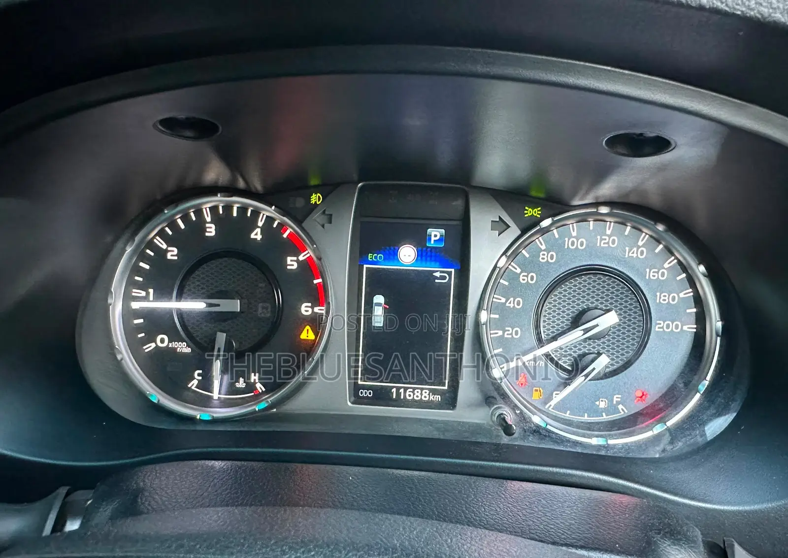 Toyota Hilux 2021 Black