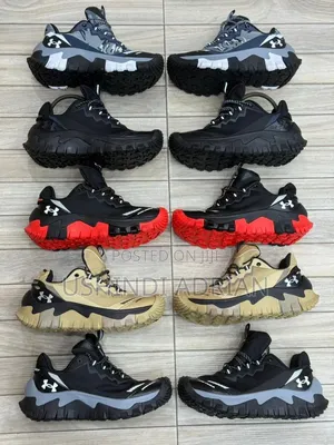 under Armour Sneakers