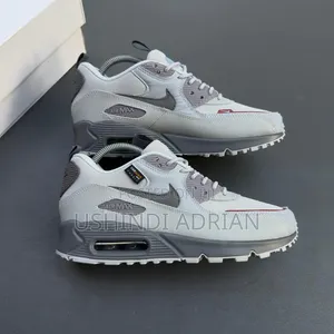  Air Max Sneakers