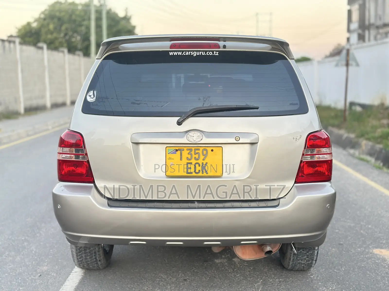 Toyota Kluger 2005 Beige