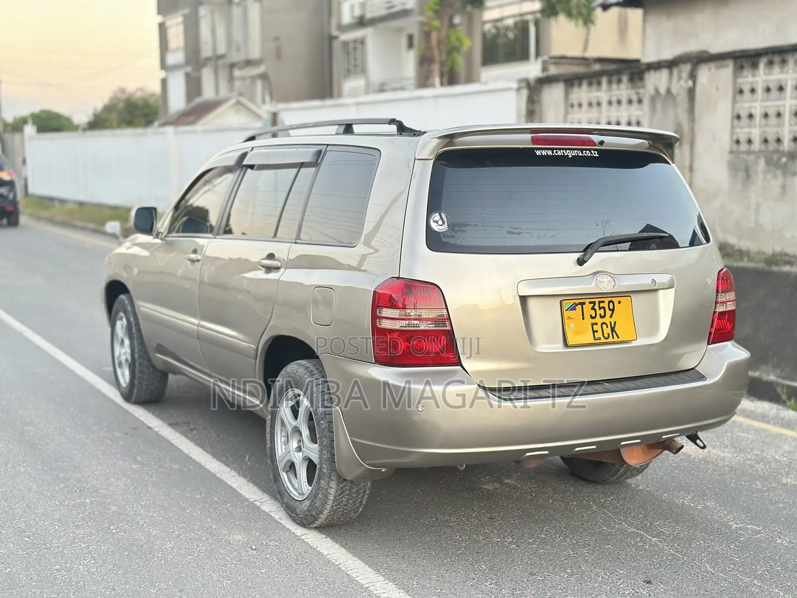 Toyota Kluger 2005 Beige