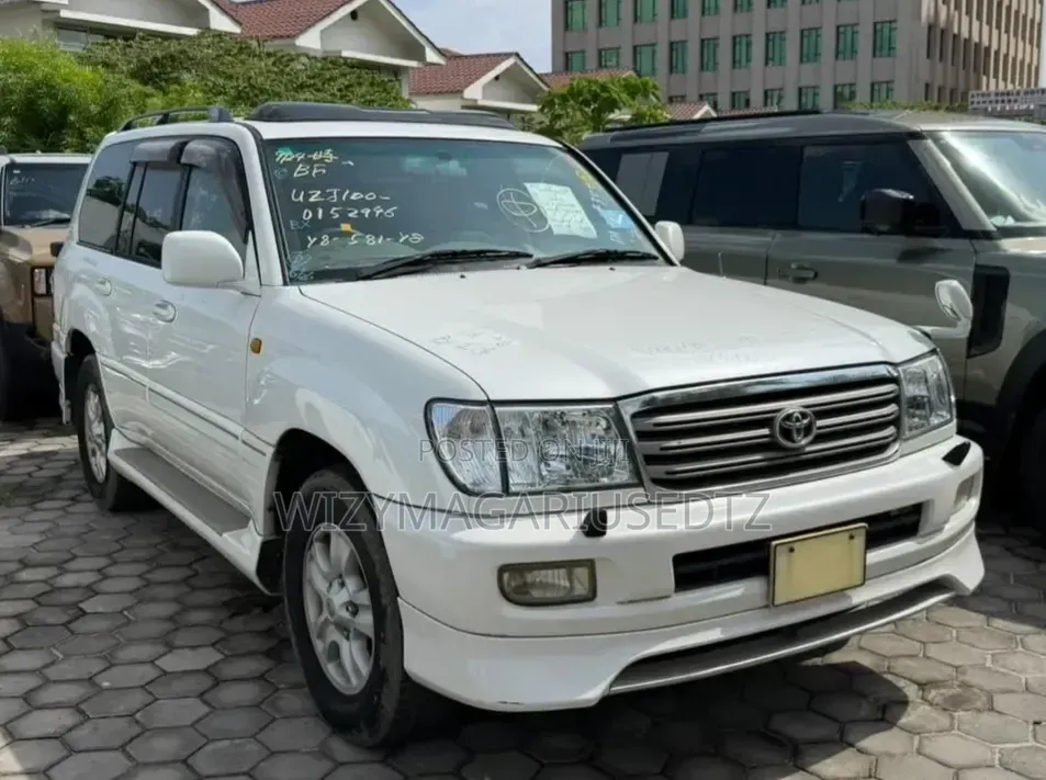 Toyota Land Cruiser 2004 Burgundy