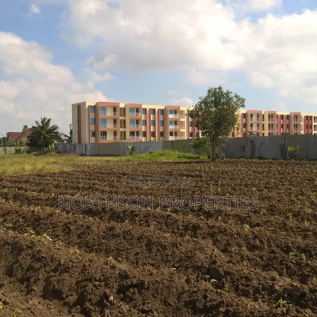 Kiwanja Watumishi Housing Geza Ulole Kigamboni