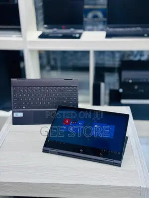 Laptop HP Envy x360 8GB AMD Ryzen 5 SSD 256GB