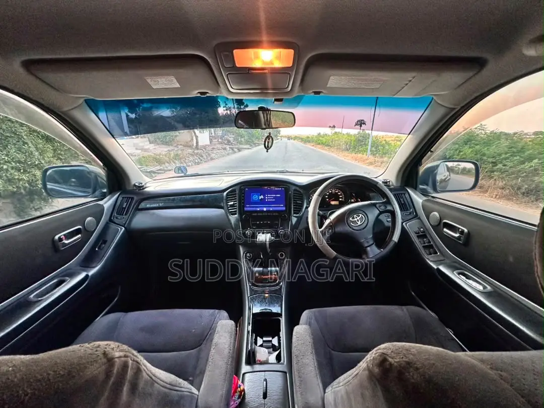 Toyota Kluger 2006 Gray