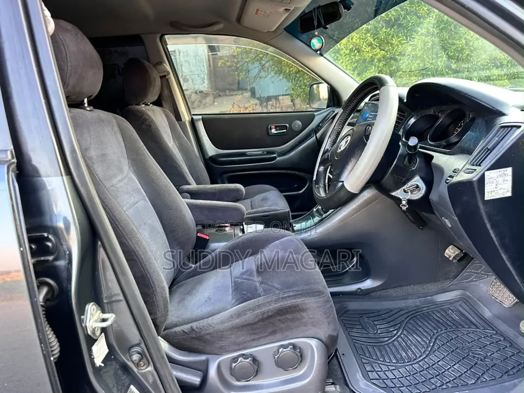 Toyota Kluger 2006 Gray