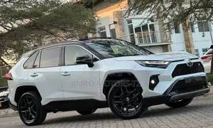 Toyota RAV4 2024 White