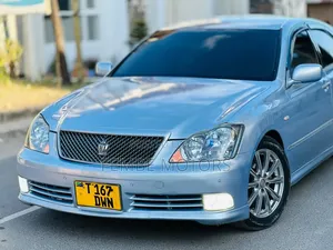 Toyota Crown 2004 Silver