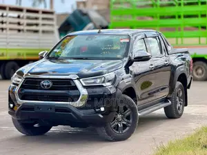 Toyota Hilux 2024 Black