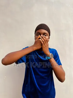 Naomba Kazi
