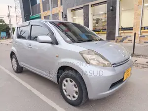 Toyota Passo 1.3 FWD 2005 Silver