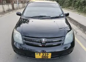 Toyota IST 2003 Black