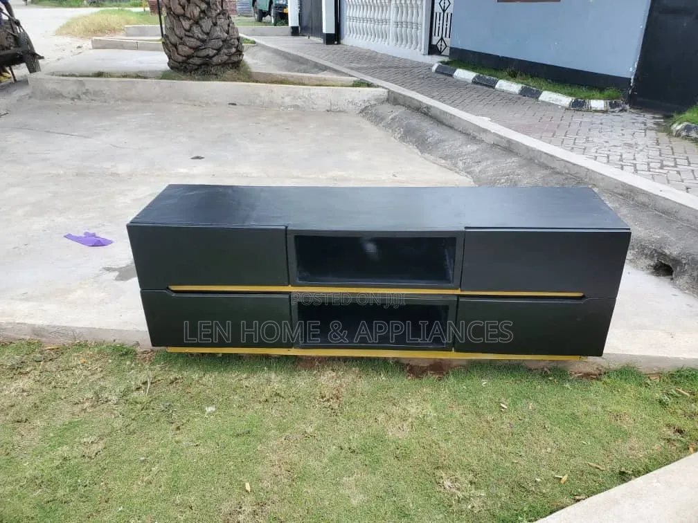 Showcase Color Black Very Beautiful