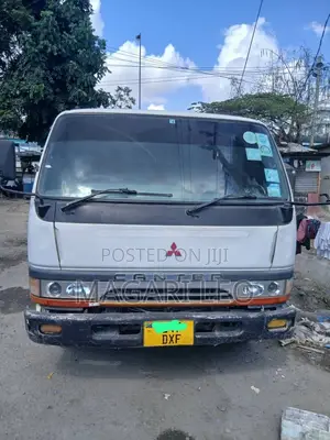 Mitsubishi Canter Tiper