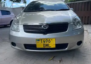 Toyota Corolla Spacio 1.5 X 2005 Gold