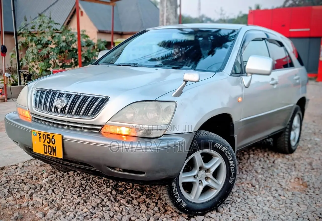 Toyota Harrier 2002 Silver