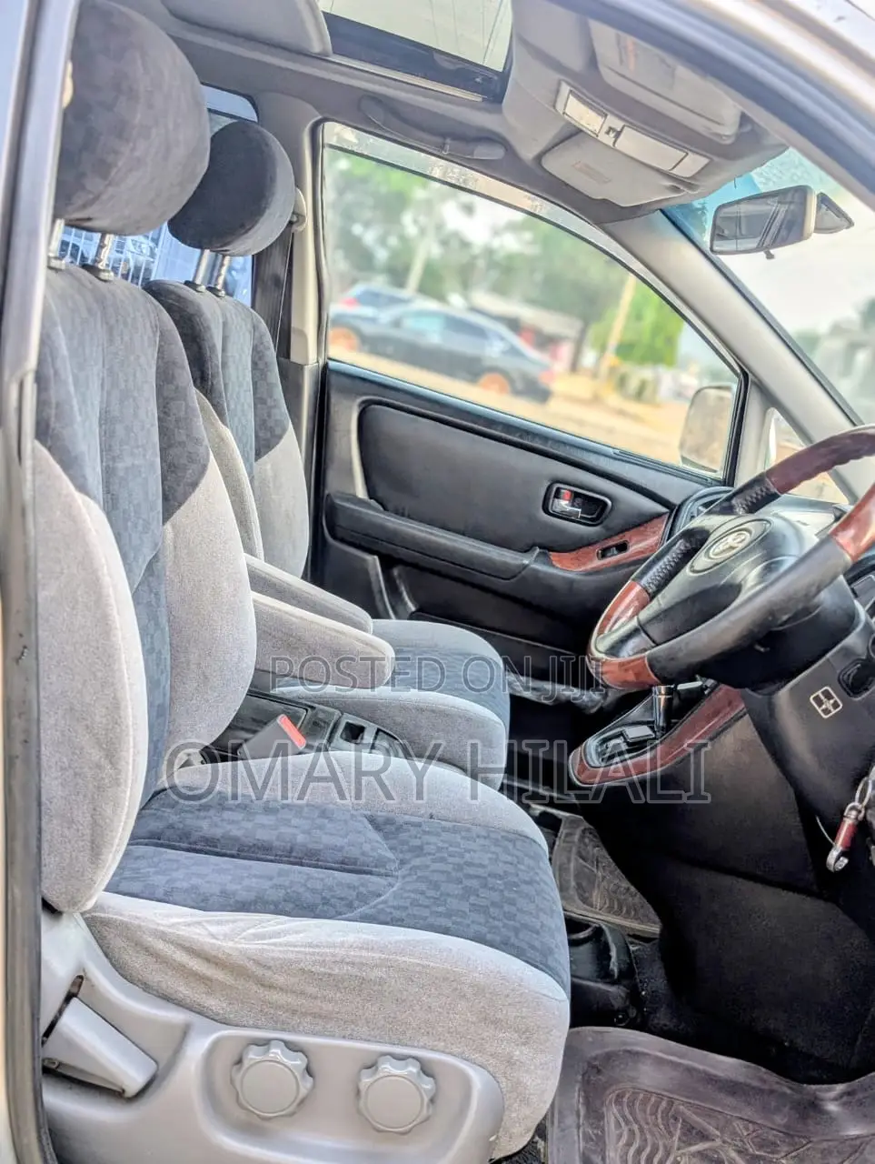Toyota Harrier 2002 Silver