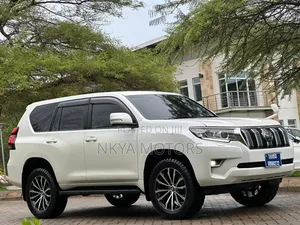Toyota Land Cruiser Prado 2019 Pearl