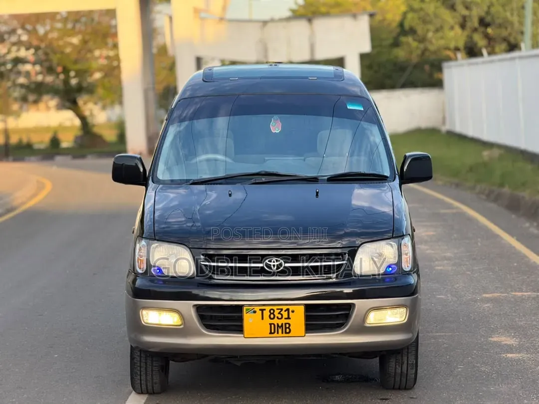 Toyota LiteAce Noah 2000 Black