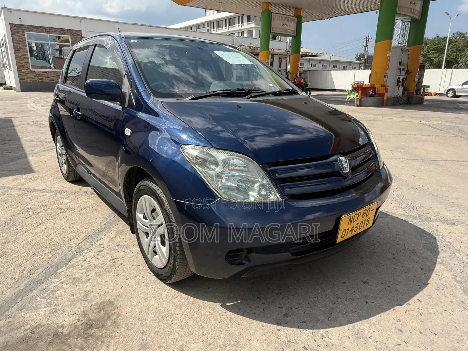 Toyota IST 2003 Black