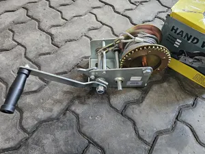 Winch / Manual / Gear Winch 2500lbs