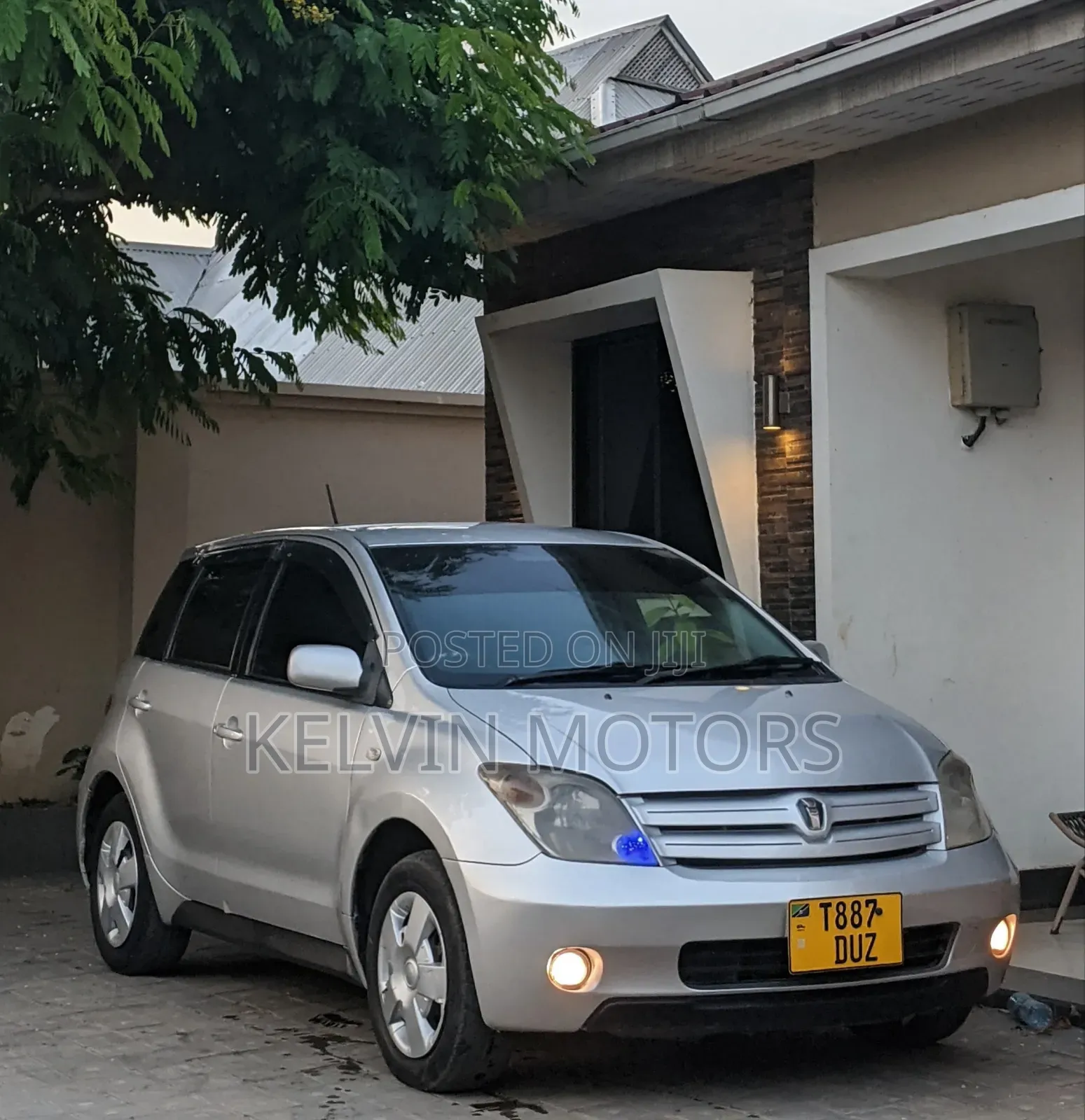 Toyota IST 2004 Blue