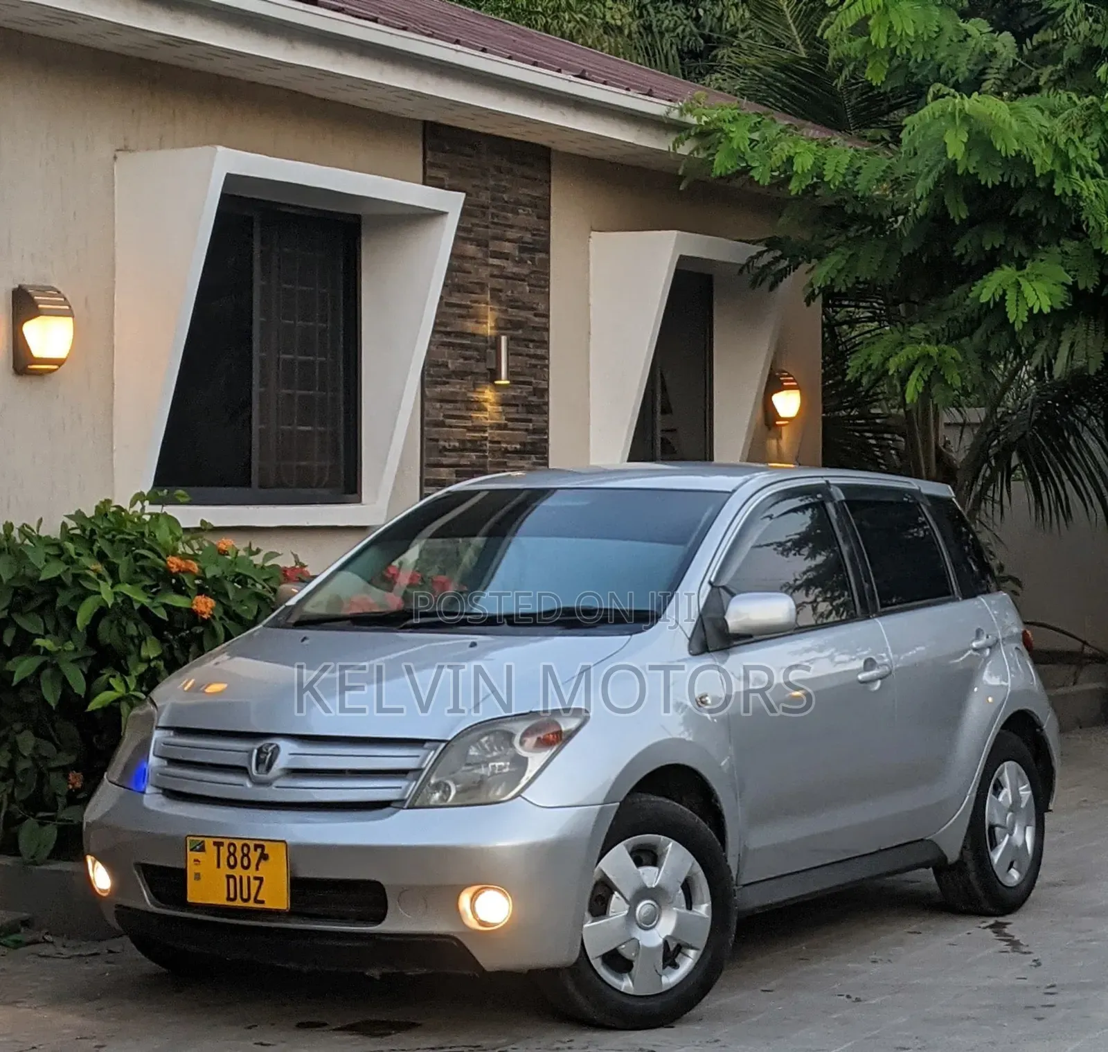 Toyota IST 2004 Blue