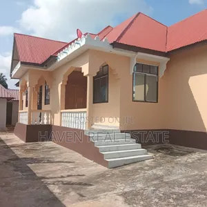4bdrm House in Mjini for rent