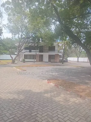 8bdrm House in Masaki for rent