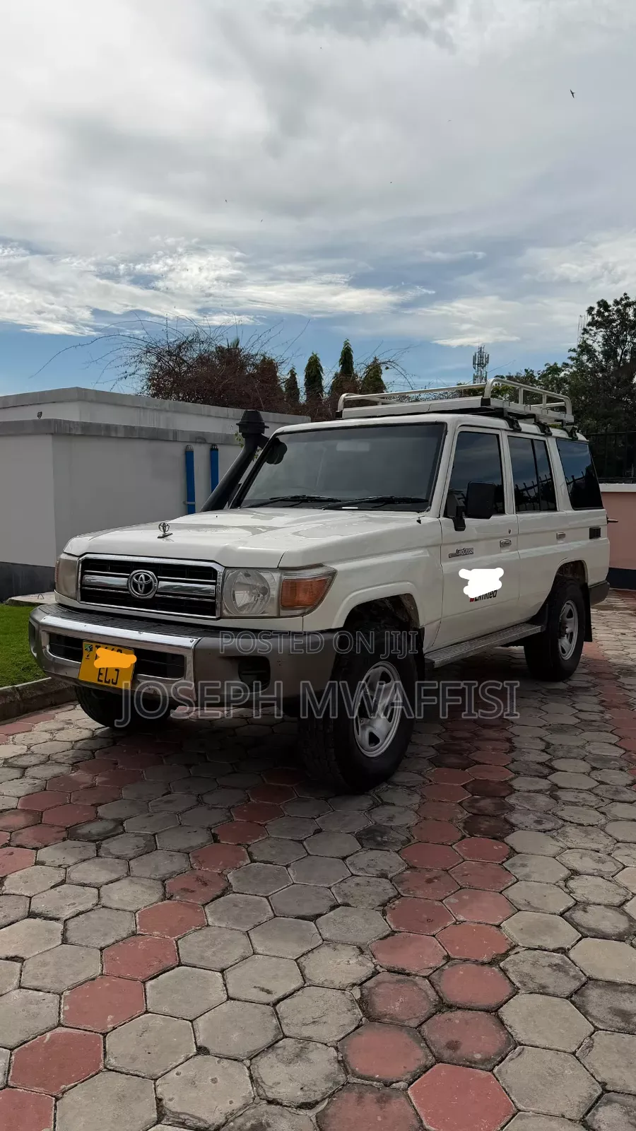 Toyota Land Cruiser 2014 White