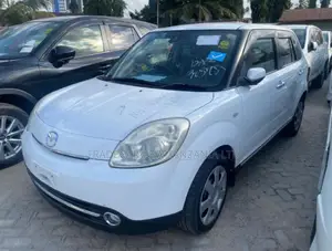Mazda Verisa 2009 Pearl