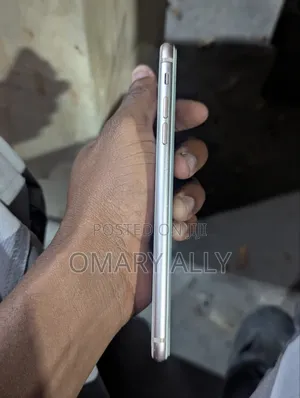 Apple iPhone 8 Plus 64 GB White