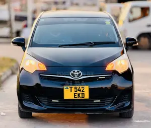 Toyota Ractis 2012 Black