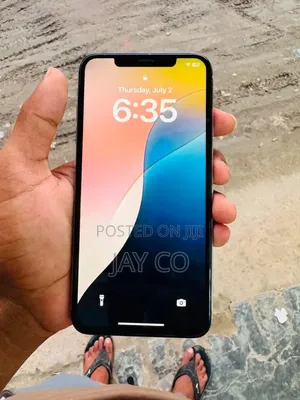 Apple iPhone XS Max 64 GB White