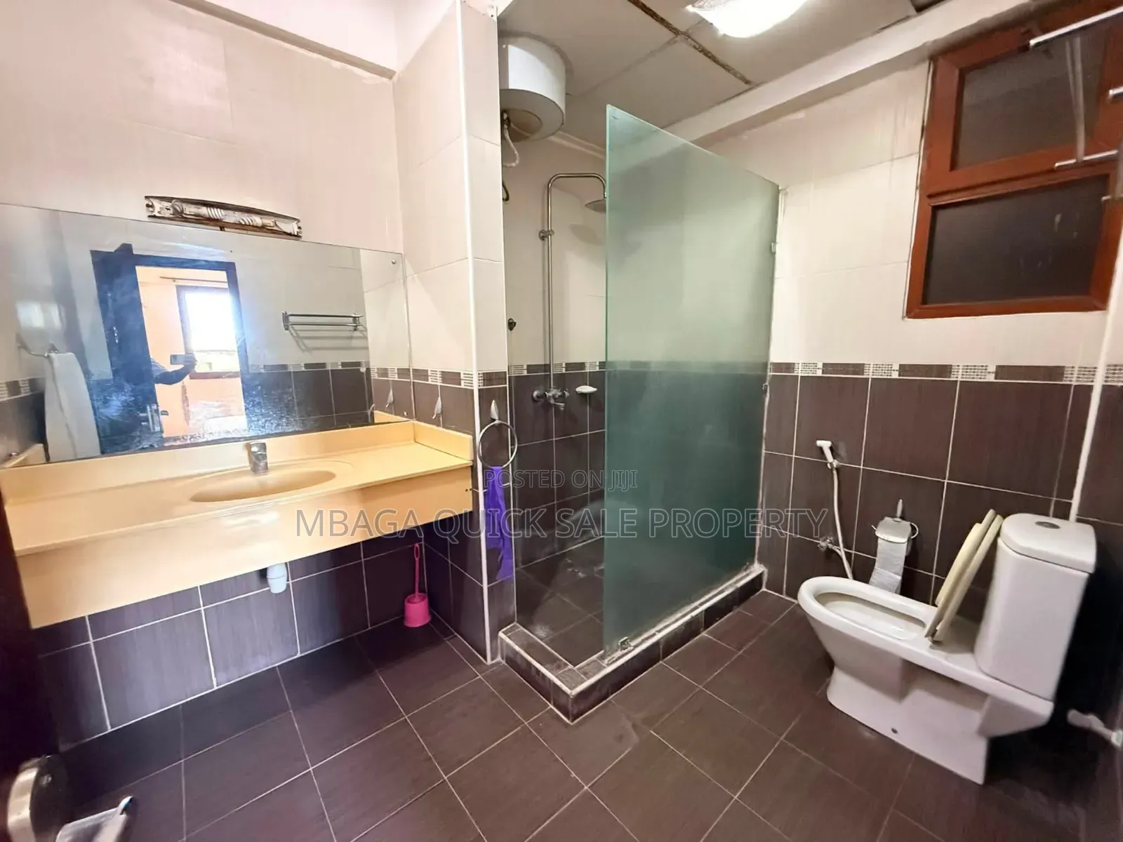 Furnished 4bdrm Apartment in Upanga West for rent