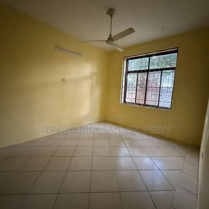 2bdrm Apartment in Mikocheni for rent