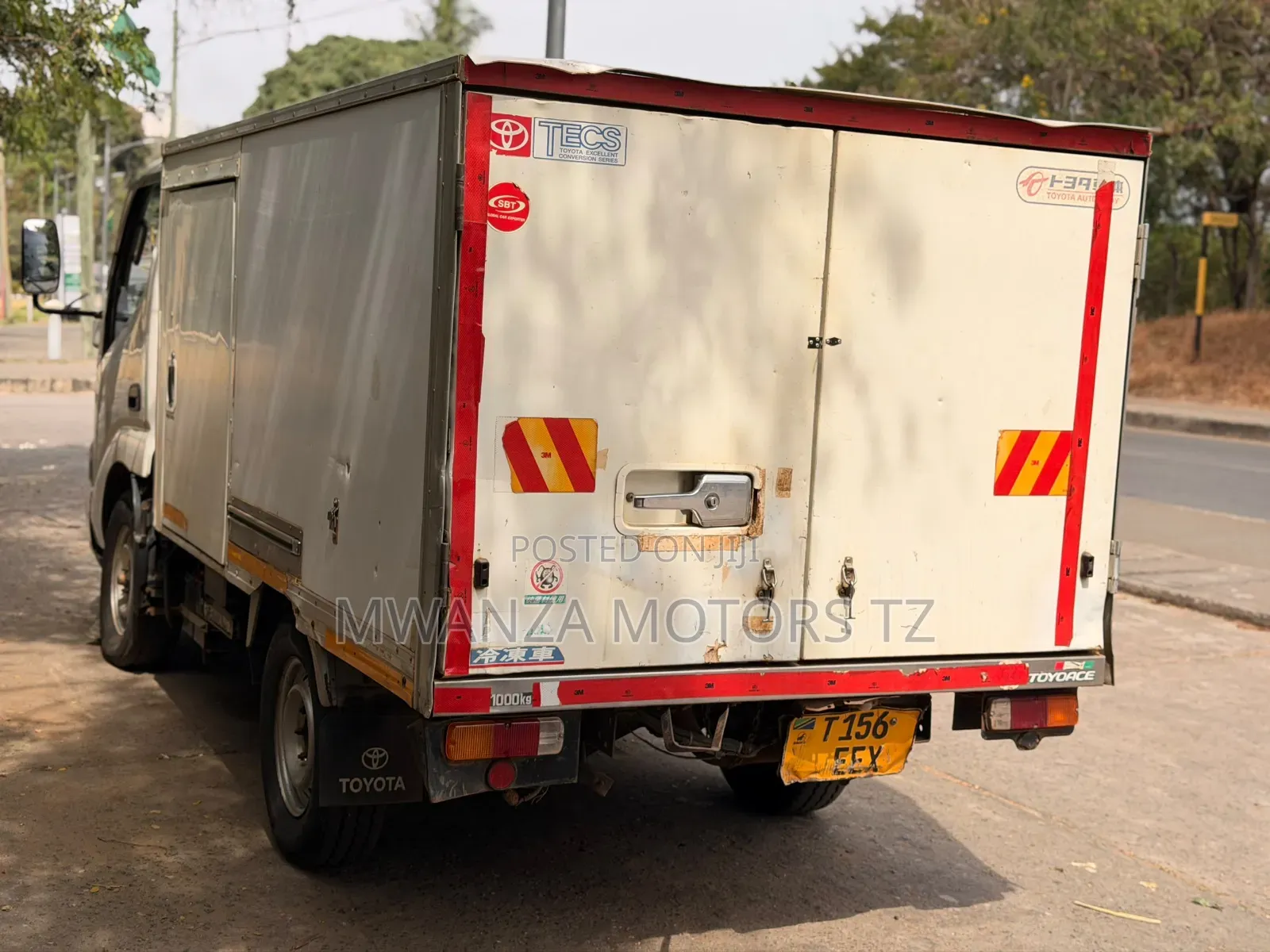 Toyota Toyoace 2009 White