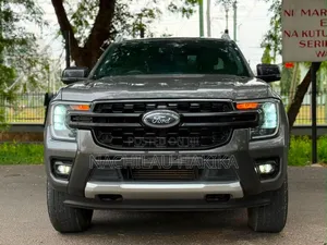 Ford Ranger Wildtrak 2023 Gray