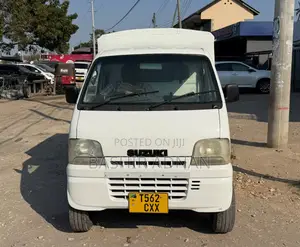 Suzuki Carry(kirikuu) Body Kubwaa.